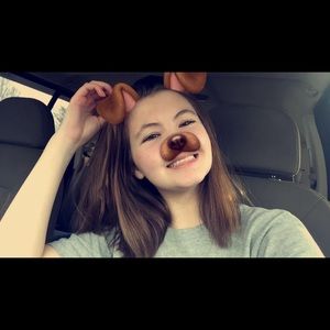 Meet your Posher, Kaitlin